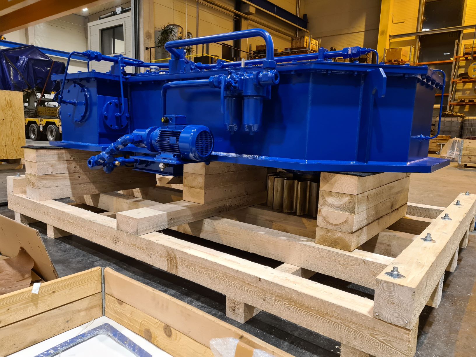 Slewing gearbox for a belt conveyor GearTec AG (Englisch)